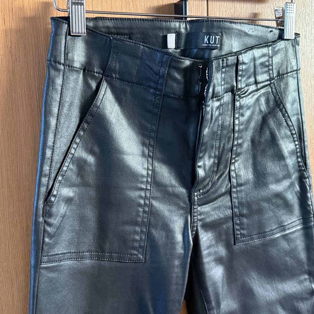 Kut From the Kloth Faux Leather Pants Women's Size 2 Black Color Straight Leg - Picture 2 of 11